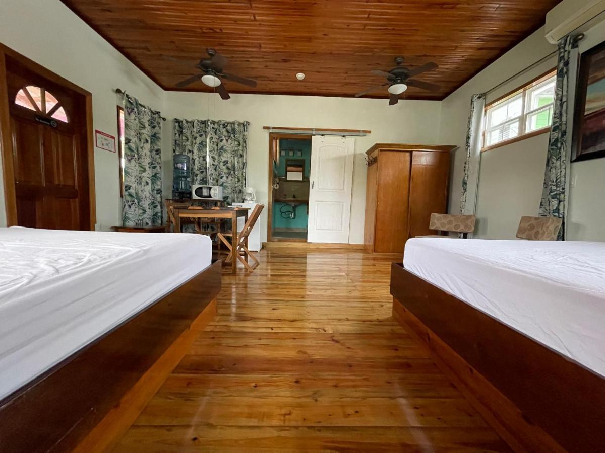 קיי קולקר Sea N Sun Guest House מראה חיצוני תמונה